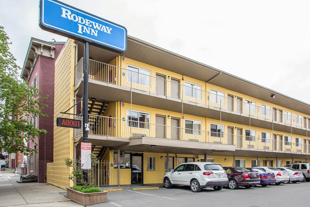 Red Roof Inn York Downtown Extérieur photo